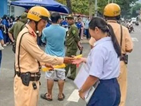 CSGT TP.HCM đảm bảo giao thông, phục vụ kỳ thi tuyển sinh lớp 10 năm học 2026-2027