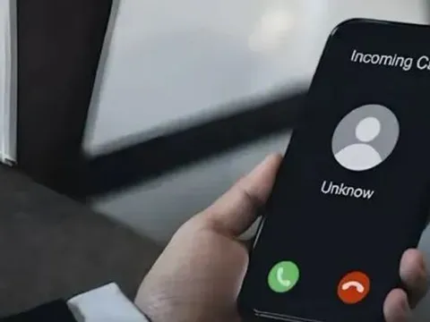 Một người dân "mất trắng" hơn 100 tỷ đồng sau khi tham gia cuộc họp trực tuyến