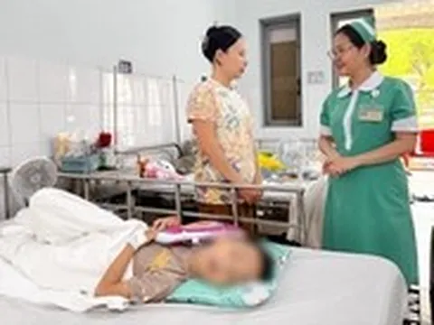 Nhờ chiến thuật 'nằm yên', bé trai bị chấn thương thận phải đã giữ được quả thận