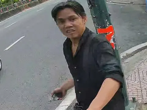 Đối tượng đập phá hơn 10 tủ đổi pin xe điện
