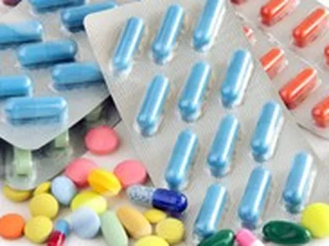 Chế độ ăn uống có thể làm tăng nguy cơ gây tác dụng phụ khi uống thuốc
