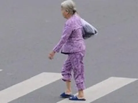 Đề xuất người từ 75 tuổi trở lên được hưởng 100% chi phí khám chữa bệnh BHYT