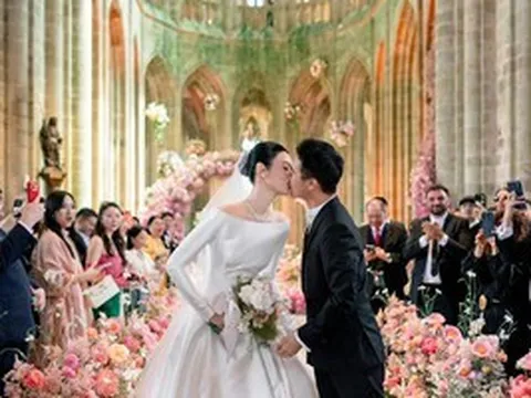 Đám cưới cổ tích của Hề Mộng Dao và thiếu gia sòng bạc Macau
