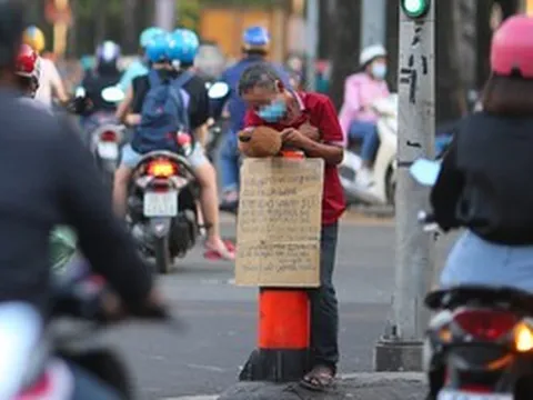 TPHCM: Vận động người dân không cho tiền người xin ăn