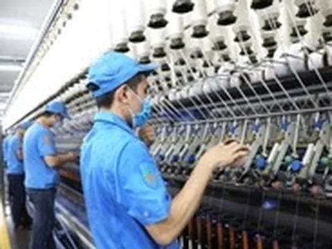 Sản xuất công nghiệp tăng trưởng tích cực, kim ngạch xuất nhập khẩu tăng mạnh
