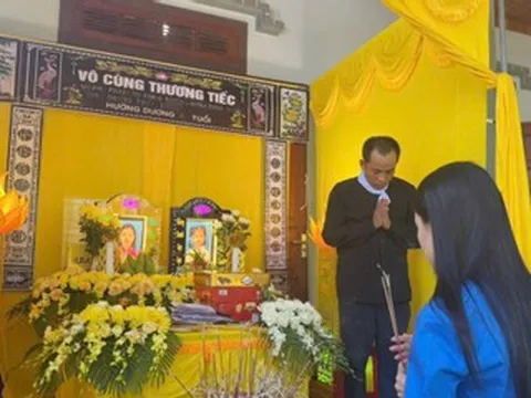 Người đàn ông chết lặng sau cuộc gọi lúc 18h: 'Bố ơi! Mẹ và em mất rồi'
