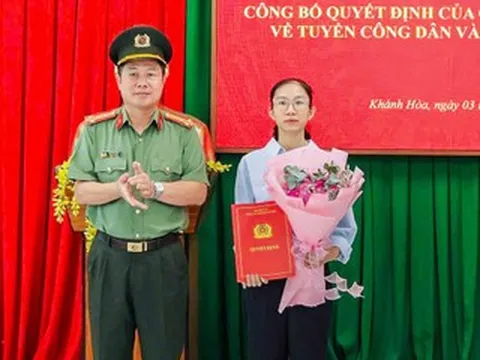 Vợ Thiếu tá công an hy sinh khi làm nhiệm vụ được tuyển dụng vào CAND