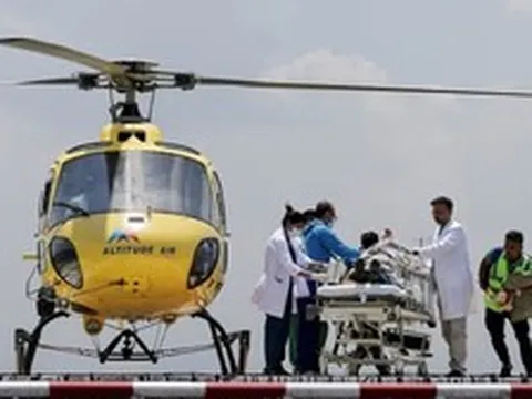 Hướng dẫn viên Nepal sống sót gần 1 tuần trên Everest không thức ăn, không oxy hỗ trợ