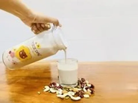 Uống nhiều ‘sữa hạt’ có thể gây sỏi mật?