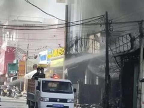 Cháy nhà làm cụ ông 82 tuổi tử vong, nghi do con trai phóng hỏa