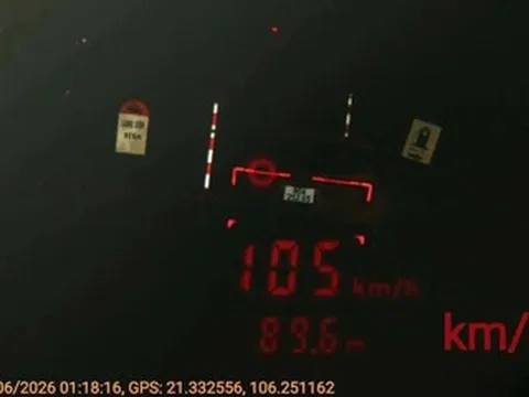 Tài xế ô tô vi phạm nồng độ cồn, phóng xe hơn 100km/h qua khu dân cư