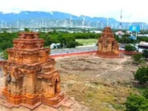 Bộ Xây dựng phản hồi đề nghị chỉnh tuyến đường sắt tốc độ cao né tháp Hòa Lai