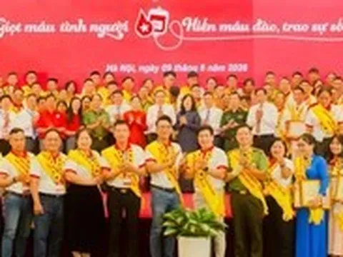 Tôn vinh 100 người hiến máu tình nguyện tiêu biểu toàn quốc