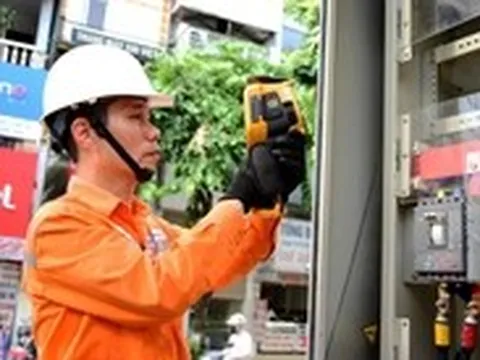Lợi nhuận lớn, EVN hết lỗ lũy kế: Vì sao công ty mẹ vẫn lỗ?