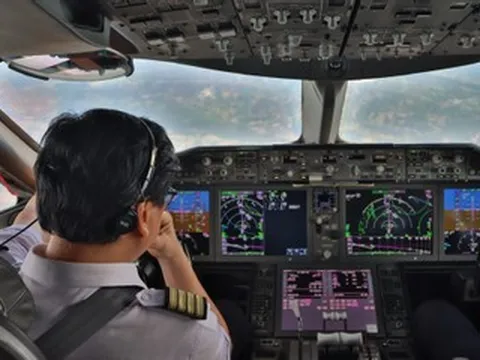 Trên chuyến bay Vietnam Airlines, hành khách bất ngờ nghe lời chia tay đặc biệt