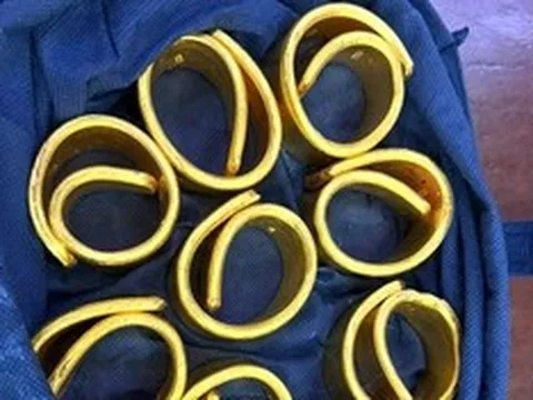 Triệt phá đường dây buôn lậu 200kg vàng, trị giá gần 1.000 tỷ đồng
