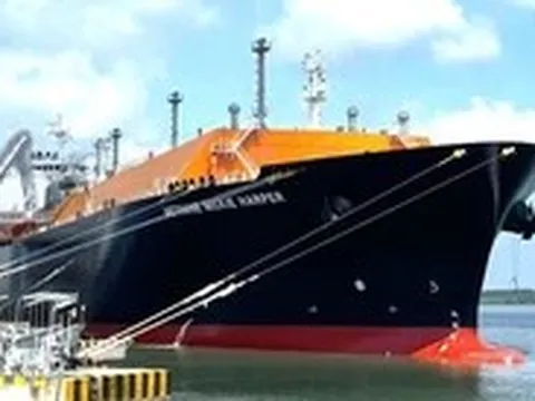 PV GAS nhập khẩu thành công gần 120.000 tấn LNG, LPG, khẳng định đủ nguồn cung