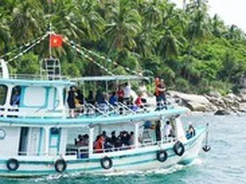 Chấn chỉnh tour tuyến, bè du lịch tự phát ở quần đảo Nam Du, Hòn Sơn