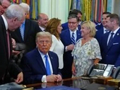 Ông Trump khám sức khỏe với 22 bác sĩ chuyên khoa, lập kỷ lục trong các đời Tổng thống Mỹ