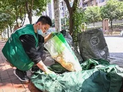 Phát hiện 1 chuyên viên phân tích tài chính bỏ việc kiếm hơn 77 triệu đồng/tháng nhờ thu mua phế liệu