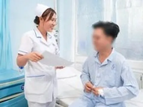 Thức đến 2-3h sáng, làm việc kiểu '996': Nhiều người trẻ bị nhồi máu cơ tim