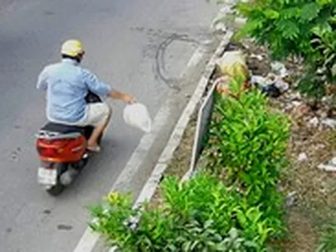 Tin tức sáng 13-6: Đề xuất phạt tới 1 triệu đồng khi xả rác hoặc đổ nước thải không đúng quy định