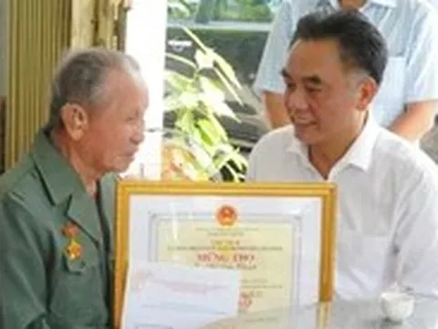 TP.HCM thăm, chúc thọ người cao tuổi tiêu biểu dịp 85 năm Ngày truyền thống người cao tuổi Việt Nam