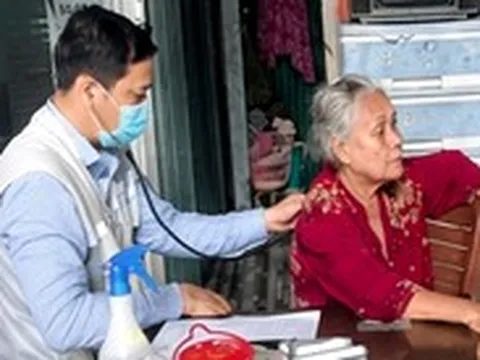 Hàng nghìn người dân TP.HCM được khám, theo dõi sức khỏe tại nhà