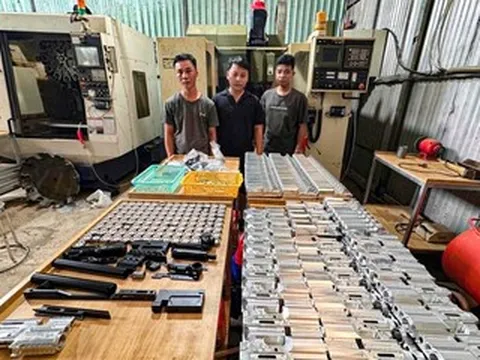 Bóc gỡ tận gốc các 'công xưởng' chế tạo súng đạn quy mô lớn