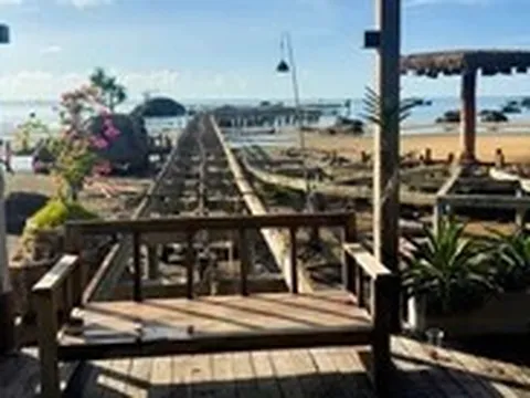Cưỡng chế tháo dỡ 9 căn bungalow xây trái phép ở Phú Quốc