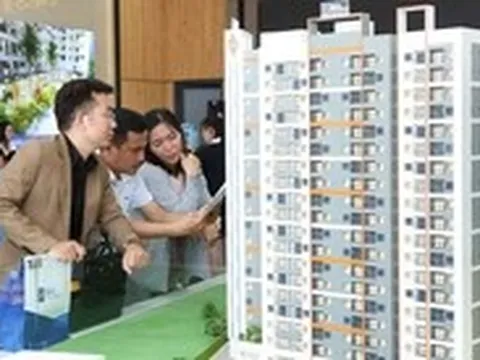 Tiền đổ vào thị trường nhà đất vượt mốc 'triệu tỉ' dù 5 tháng chỉ có 15 sổ hồng cấp lần đầu