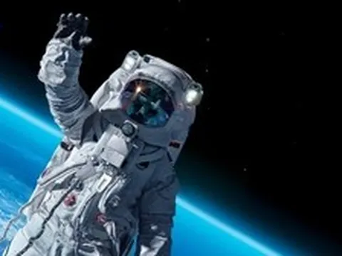 Phi hành gia trở về từ vũ trụ với ADN thay đổi: Thí nghiệm trên cặp anh em sinh đôi của NASA hé lộ điều đáng lo ngại