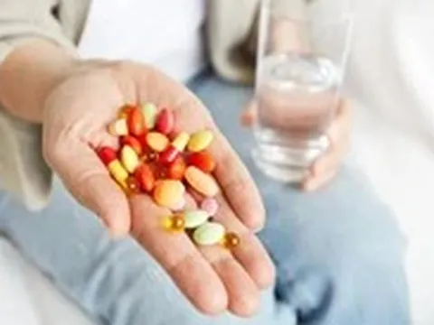 Loại thực phẩm chức năng phổ biến có thể làm bệnh Alzheimer tiến triển nhanh
