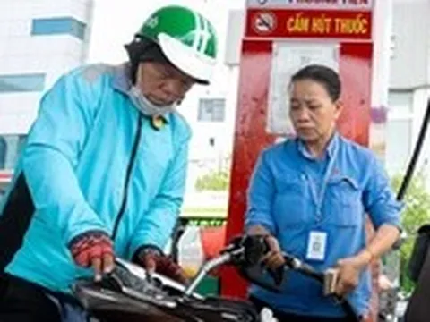 Doanh nghiệp bán lẻ xăng dầu kêu chiết khấu thấp