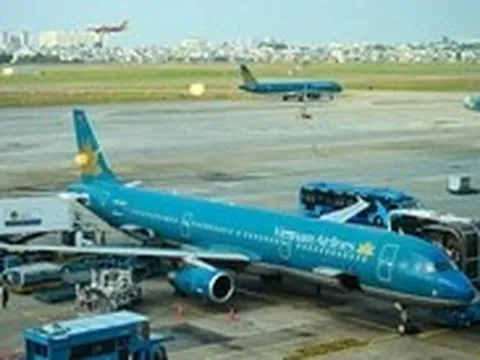 Hàng không Việt tăng nhiệt, các hãng dồn dập bay quốc tế và tăng đội tàu