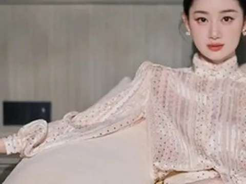 Bí mật của "khóe miệng hướng thượng": Nét tướng ngầm giúp phụ nữ tuổi trung niên hóa giải mọi vận xui, biến nguy thành an