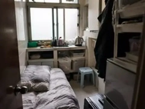 Một người đàn ông tử vong sau 2 năm sống trong phòng trọ vốn là căn bếp được cải tạo lại: Lý do không ngờ