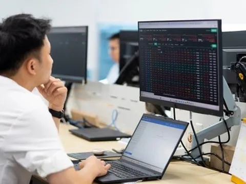 VN-Index kết tuần trong sắc đỏ, nhưng vẫn tăng 33 điểm sau một tuần