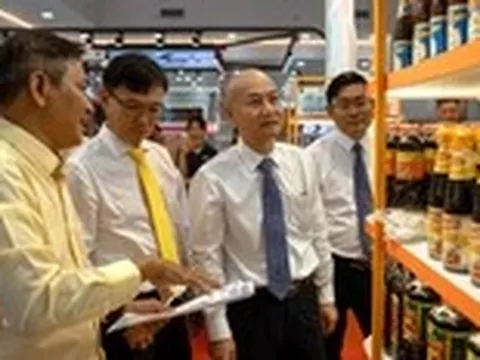 Liên kết củng cố đầu ra cho hàng Việt