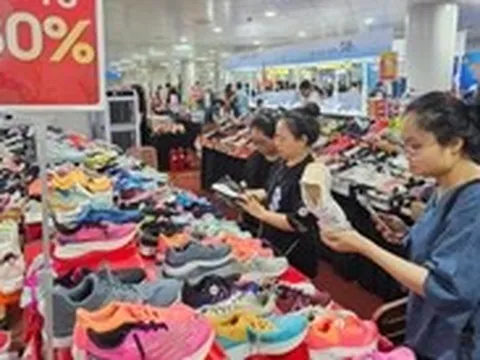 Khi một video phối đồ tạo ra cơn sốt mua sắm