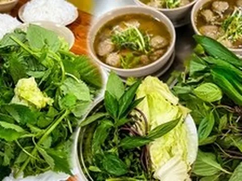Khách Trung Quốc ở Việt Nam 3 ngày liền "vỡ lẽ": Hóa ra đây là lý do người Việt hiếm khi béo!