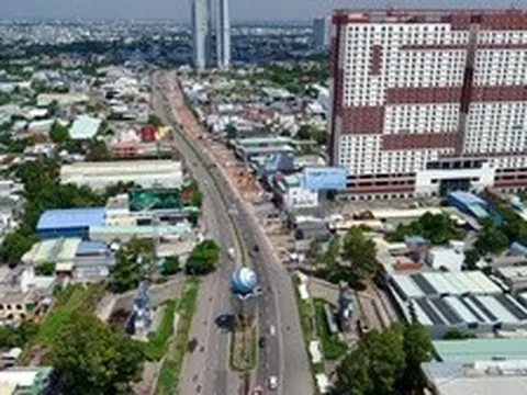 Toàn cảnh Quốc lộ 13 sau gần 4 năm mở rộng lên 8 làn xe