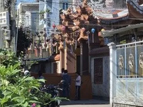 Phát hiện thi thể trẻ sơ sinh trước cổng chùa ở Quảng Ngãi