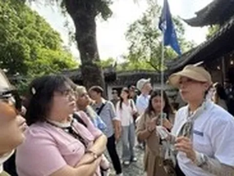 Khách Việt lọt nhóm khách nổi bật của tour quá cảnh Trung Quốc