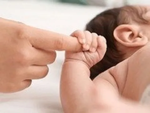 Từ 1-7: Sinh con thứ 2, mẹ được nghỉ thai sản 7 tháng, cha nghỉ 10 ngày