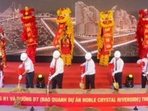 Phường Phú Thuận, TP.HCM khởi công 4 tuyến đường, cư dân sắp thoát cảnh chạy giữa dòng container