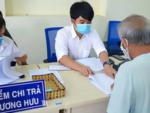 Dù được tăng lương hưu nhưng số tiền tôi nhận mỗi tháng không thấm vào đâu so với cuốn sổ tiết kiệm mà các con đã dỗ dành