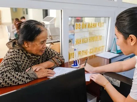 Đề xuất giảm tuổi hưởng trợ cấp hưu trí xã hội xuống 70