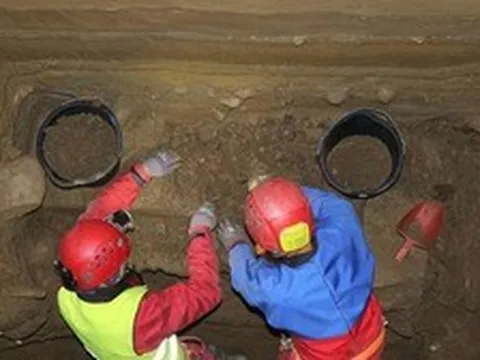 Các nhà khoa học đã mở một hang động bị lãng quên và phát hiện ra bí mật 75.000 năm