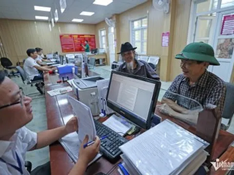 Bộ Nội vụ đề xuất bỏ quy định giấy ủy quyền lương hưu chỉ hiệu lực tối đa 12 tháng